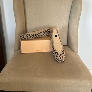 VIVAIA Margot Dark Leopard Print Ballet Flats.